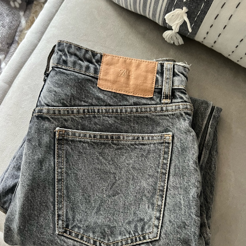 Zara Jeans Size 40